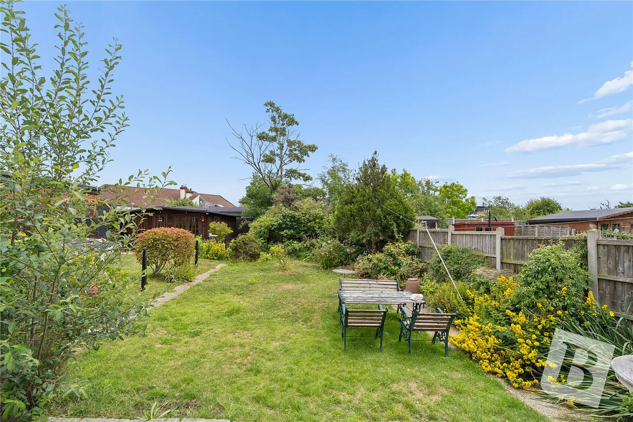 Ayr Way, Rise Park, RM1, photo 12