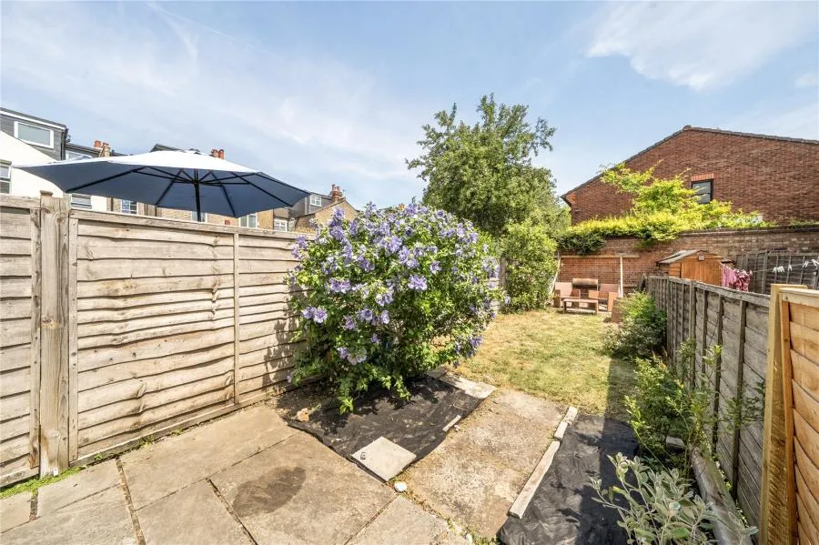 Larden Road, Acton, W3, photo 10