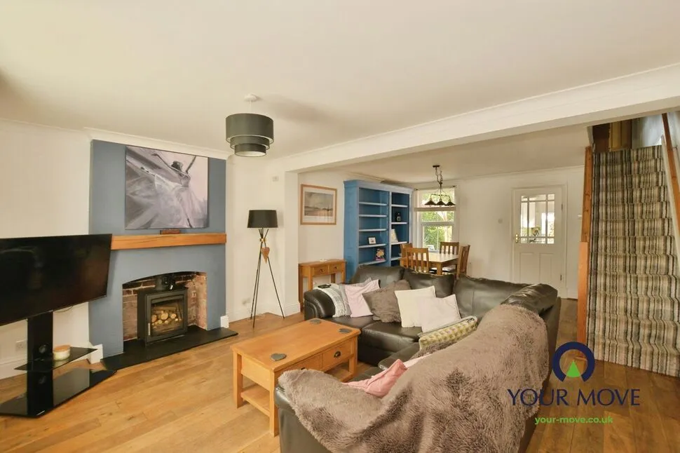 Faversham Road, Kennington, Kent, TN24, photo 2