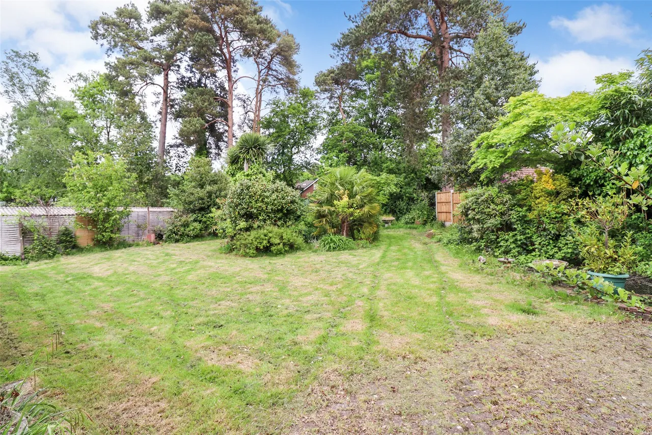 Osborne Drive, Fleet, Hampshire, GU52 7LL, photo 12