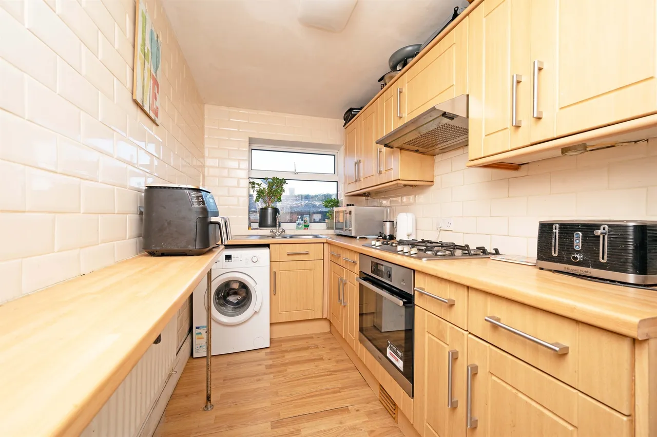 Harborough Road, Kettering, NN14, photo 4