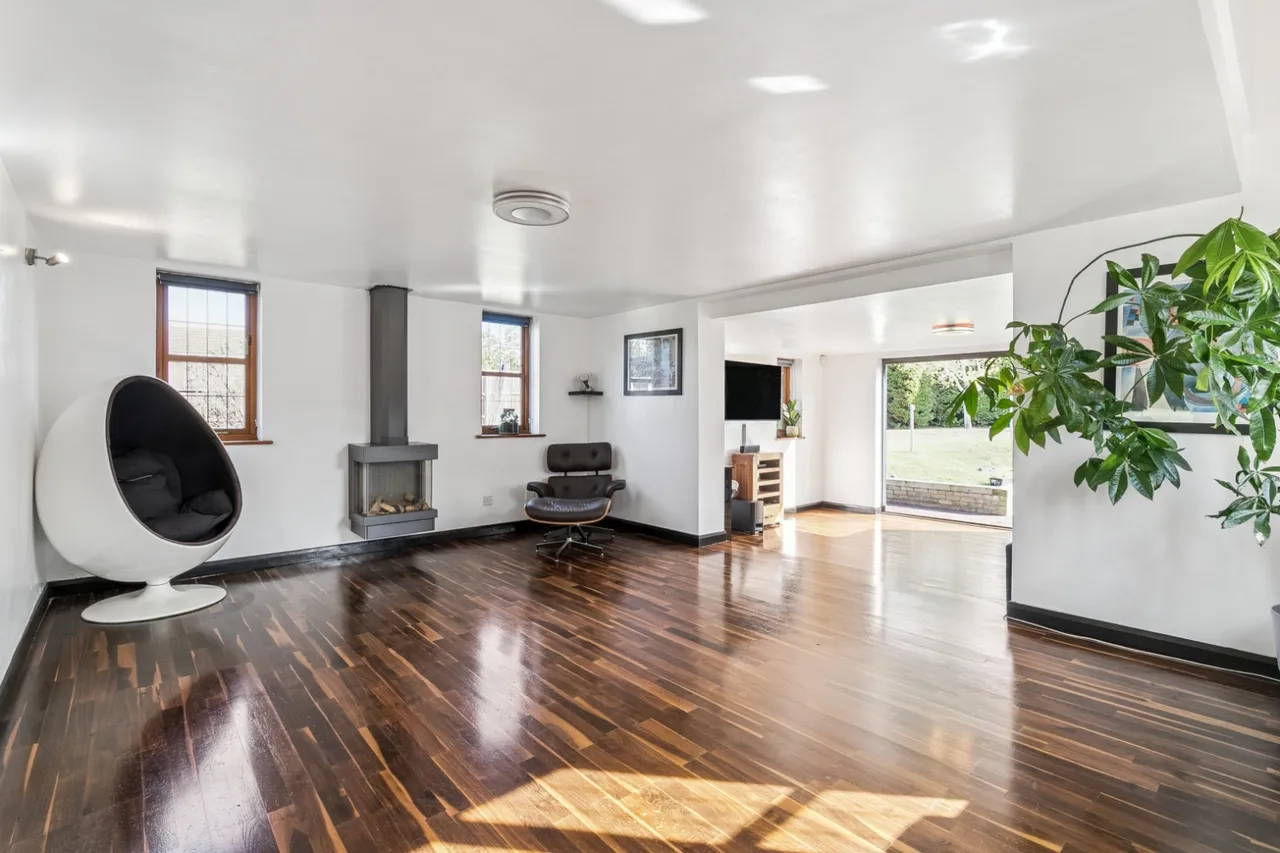 Station Road, Langford, SG18, photo 10