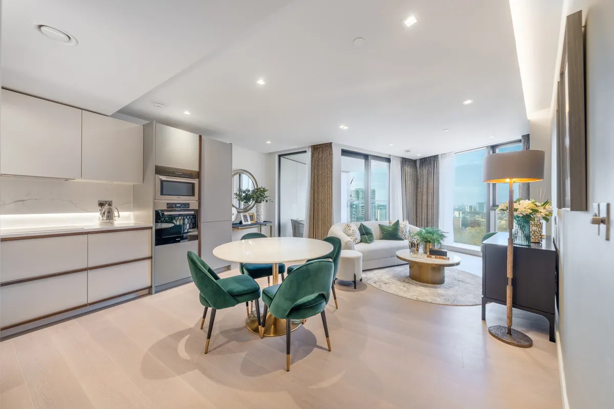 2 bed property for sale, Westmark Tower, London, W2