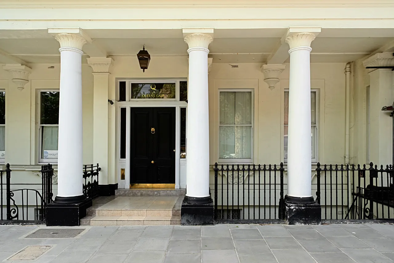 Queen's Gate, London, SW7, photo 3