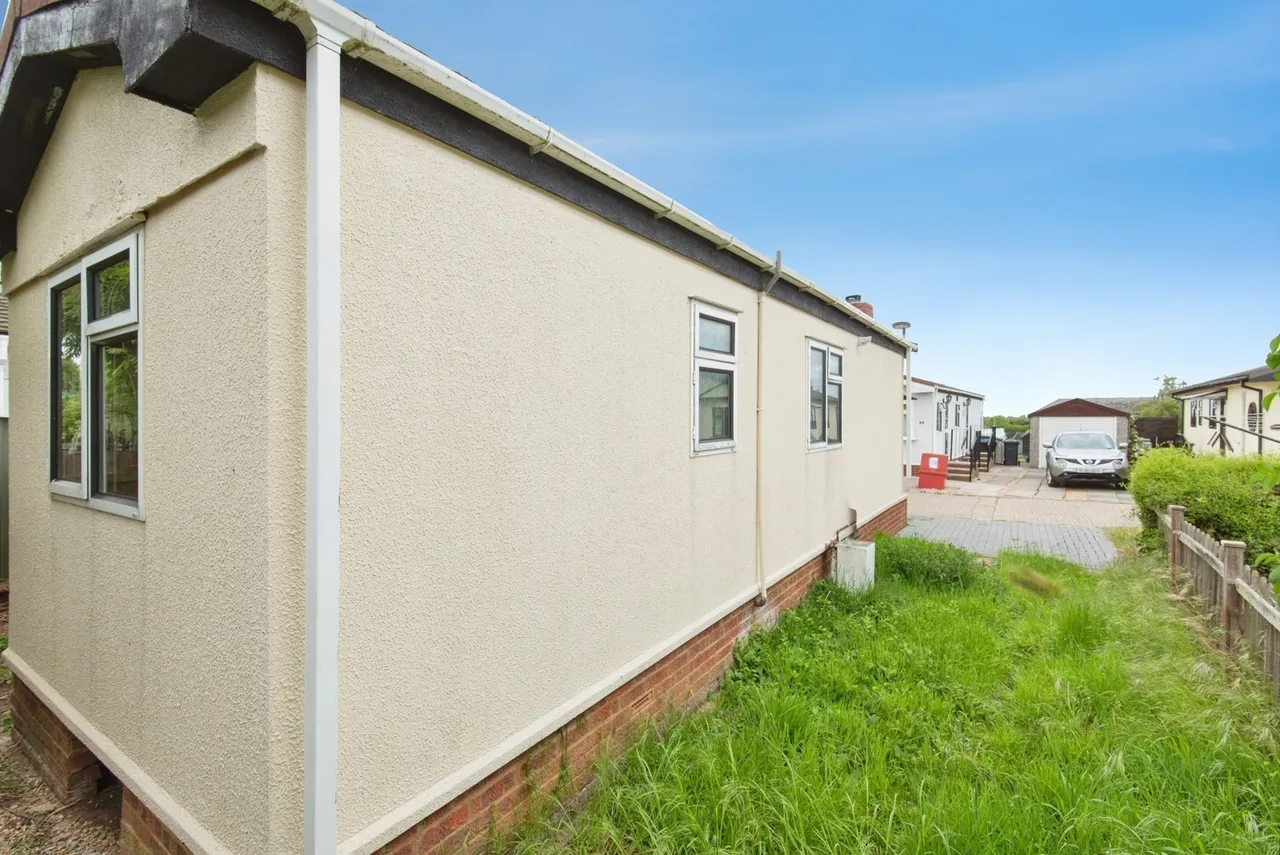 Hillcrest Park, Wilbury Hills Road, Letchworth Garden City, Hertfordshire, SG6, photo 23