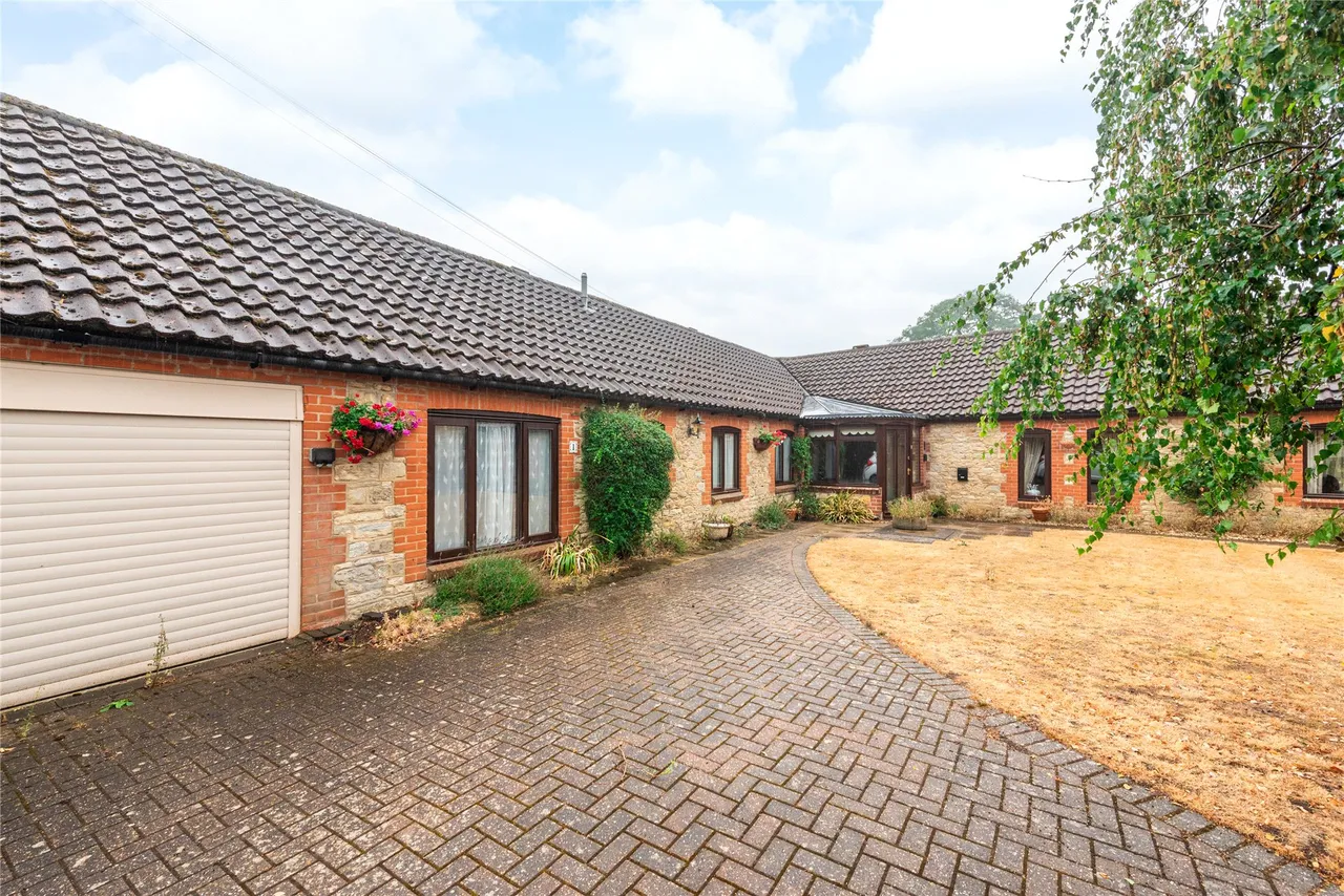 The Old Barns, Biddenham, MK40, photo 20