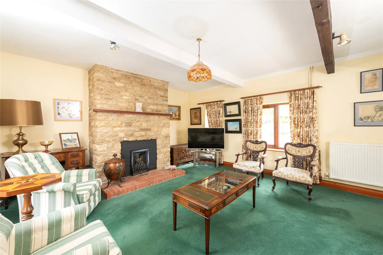 The Old Barns, Biddenham, MK40, photo 2