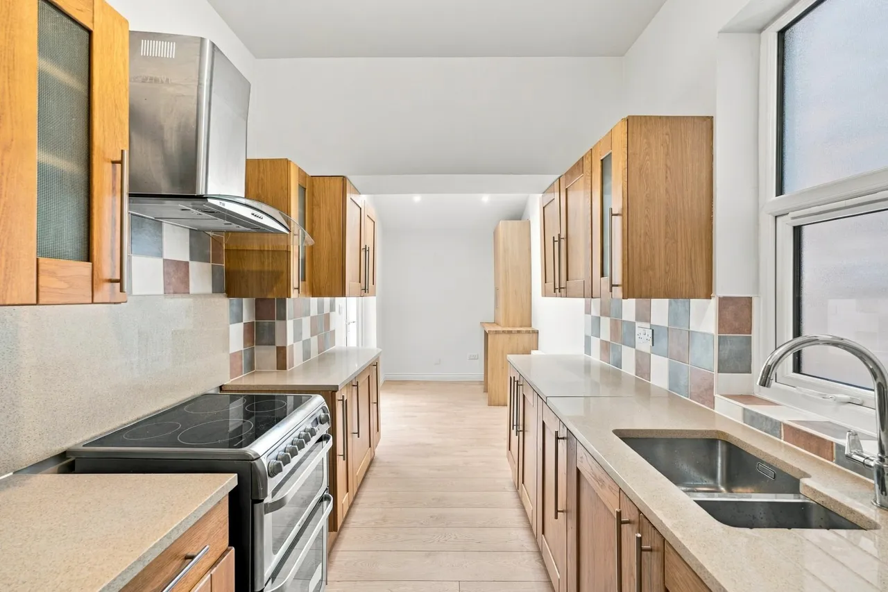 Heswall Road, Reddish, SK5, photo 6