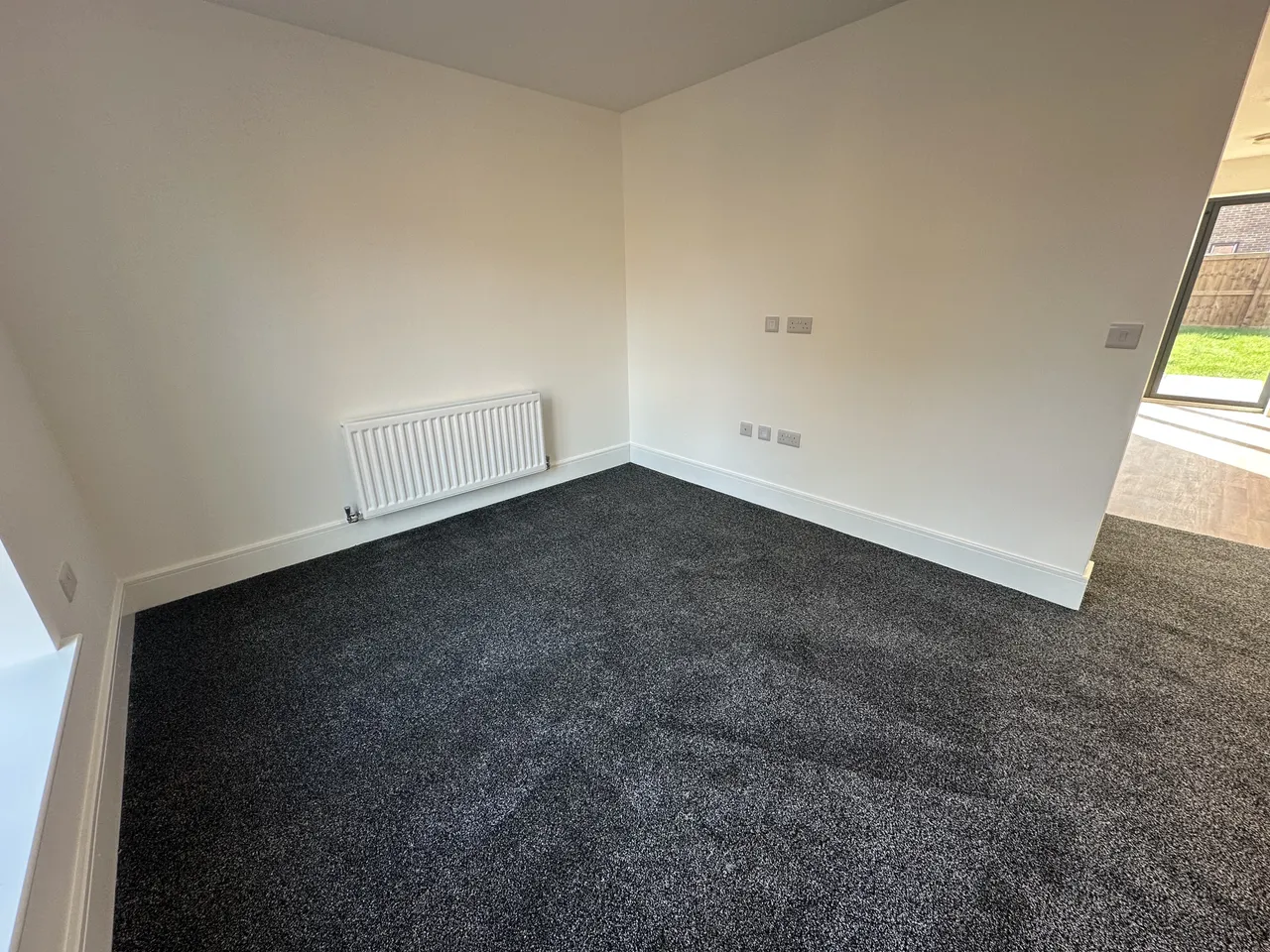 Hollowsbrook Road, DN11, photo 6