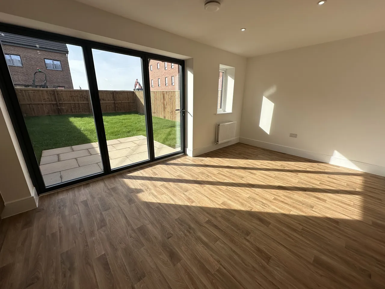 Hollowsbrook Road, DN11, photo 3