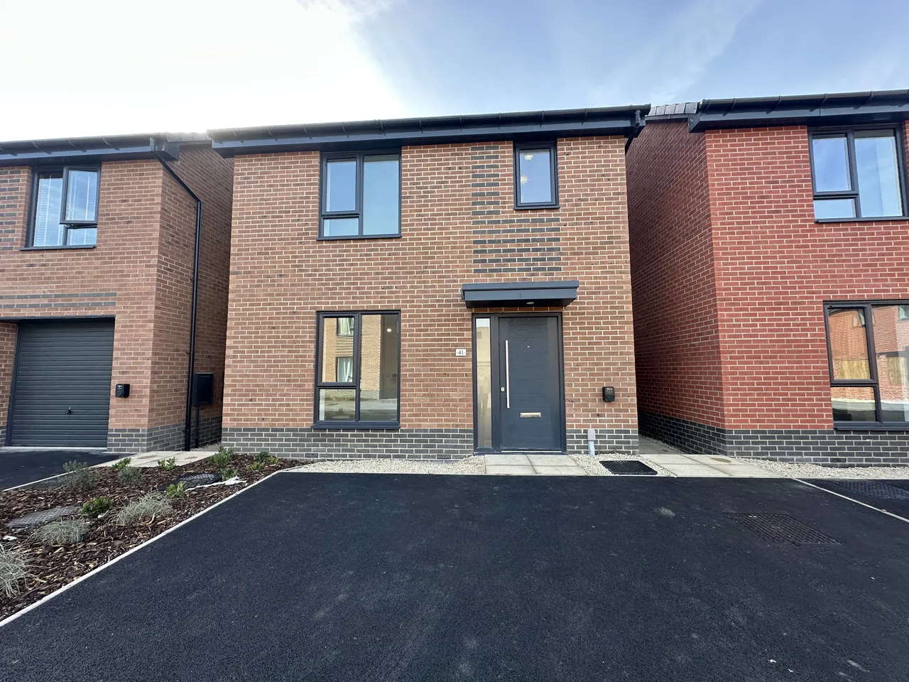 3 bed property to rent, Hollowsbrook Road, DN11