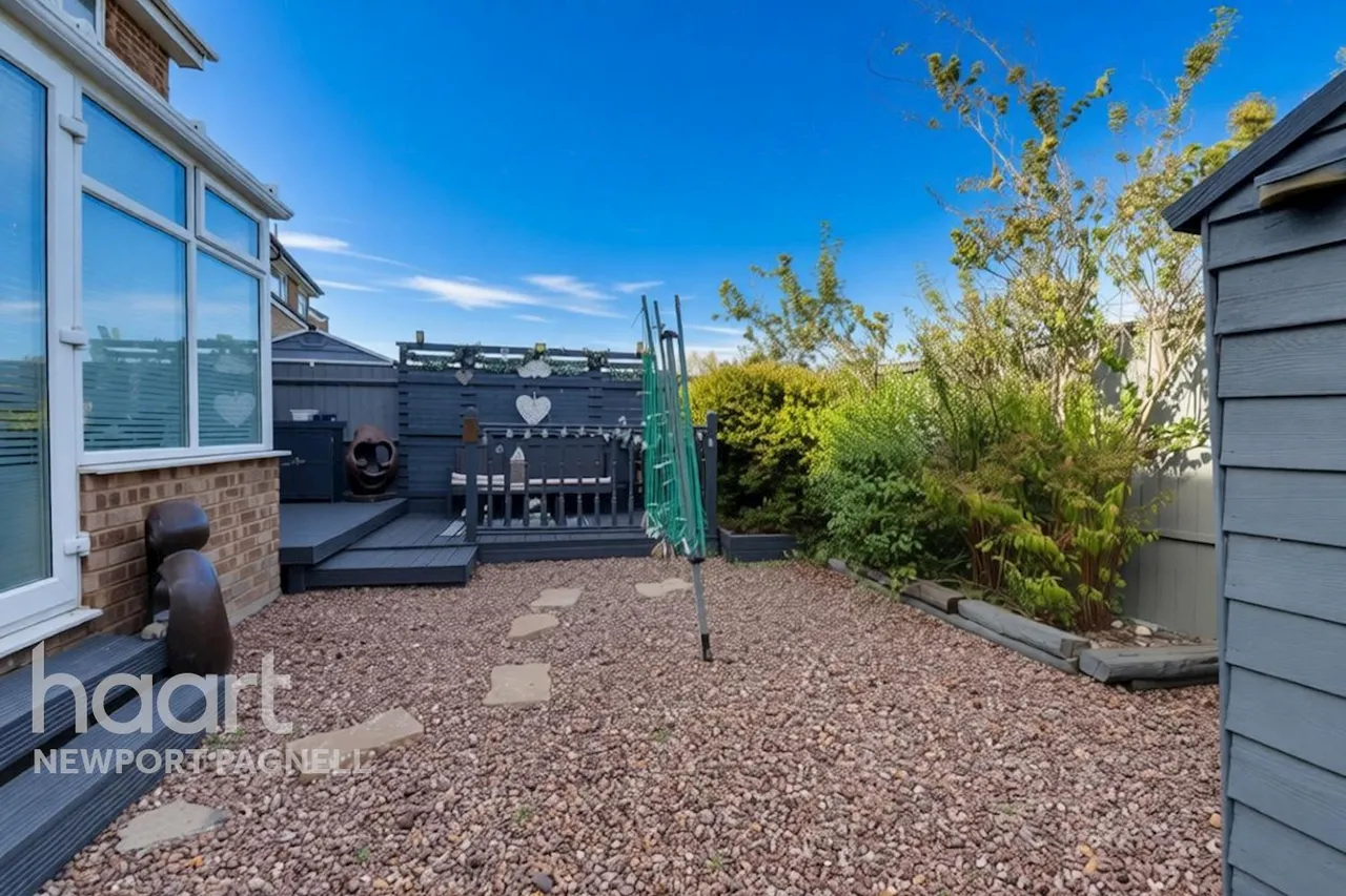 Byron Drive, Newport Pagnell, MK16, photo 19