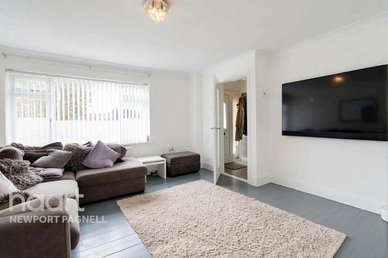 Byron Drive, Newport Pagnell, MK16, photo 5