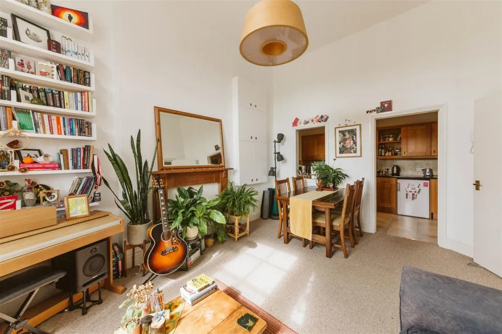 Flat 12, Tuscany House, Durdham Park, Westbury Park, Bristol, BS6 6XA, photo 6