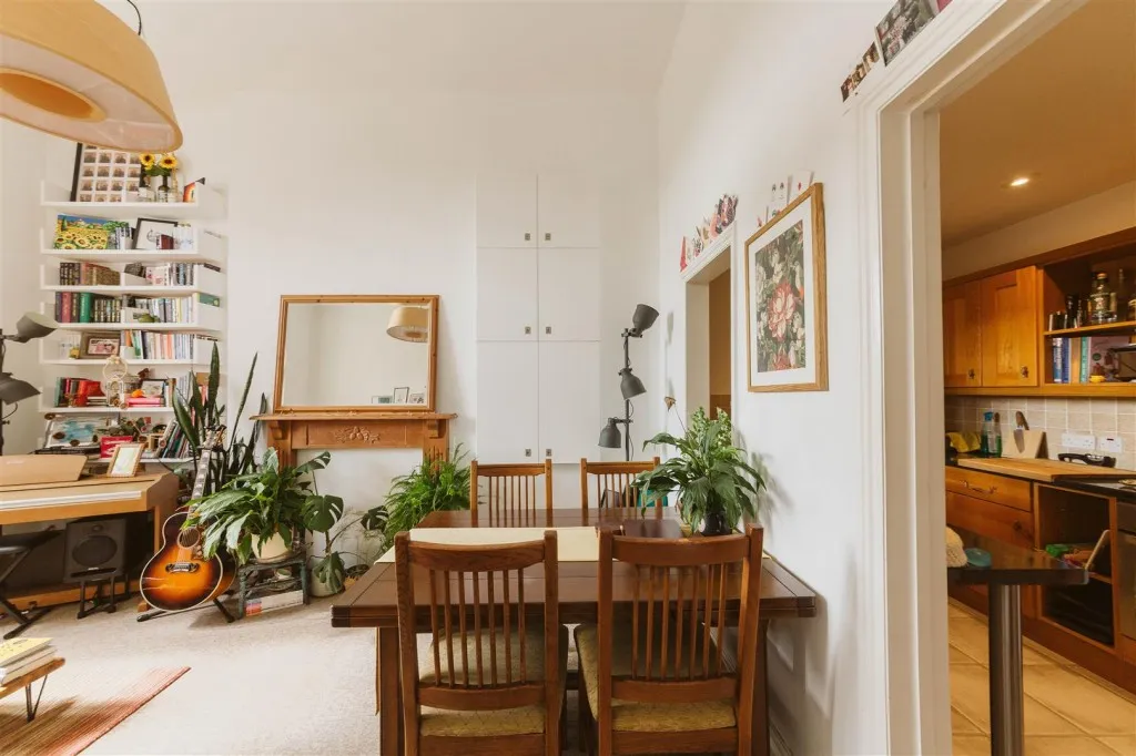 Flat 12, Tuscany House, Durdham Park, Westbury Park, Bristol, BS6 6XA, photo 8