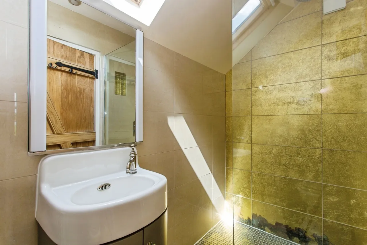 Garstang Road, Barton, PR3, photo 16