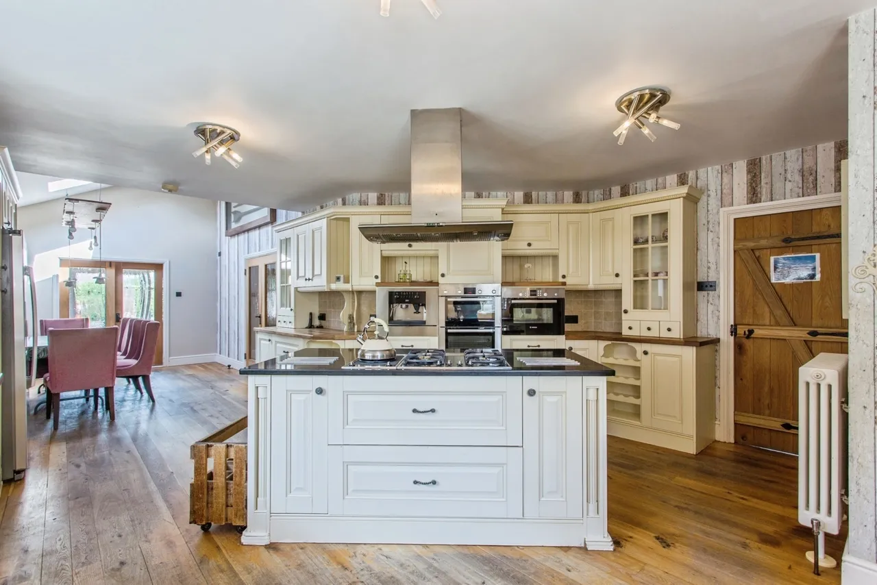 Garstang Road, Barton, PR3, photo 7