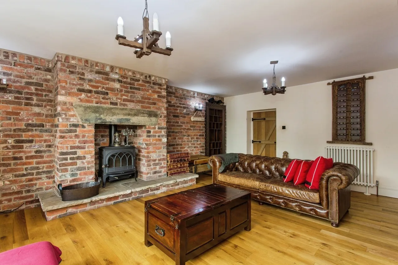 Garstang Road, Barton, PR3, photo 5