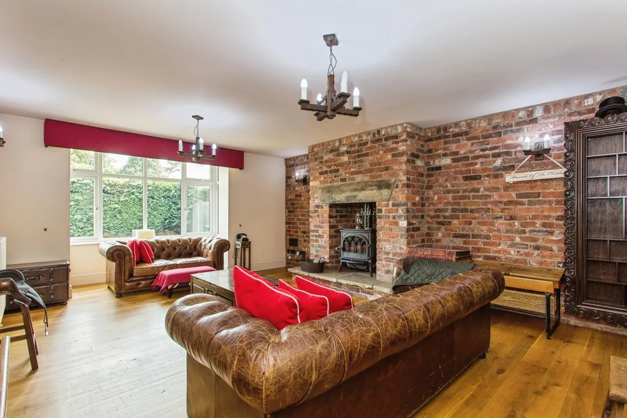 Garstang Road, Barton, PR3, photo 4