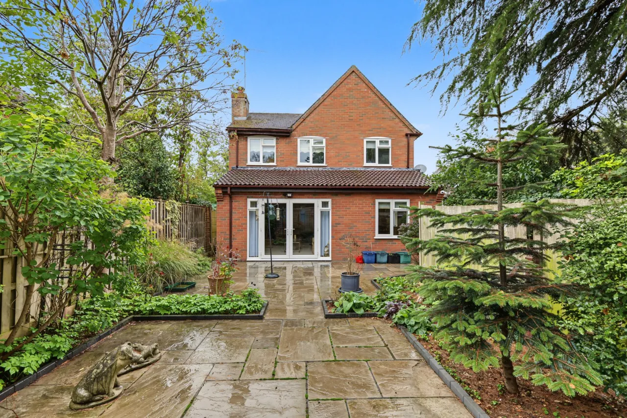 3 bed house for sale, Gun Lane, Knebworth, SG3
