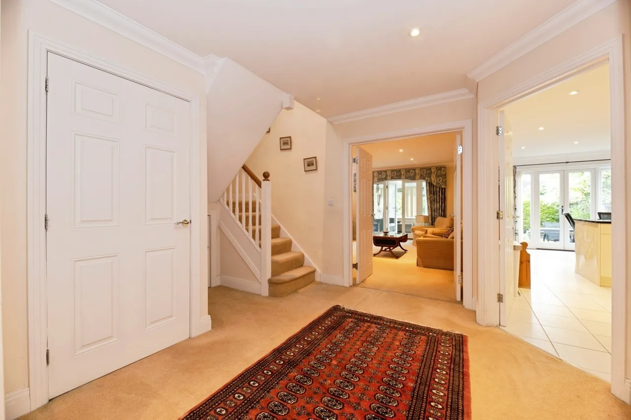 Forest Road, Effingham Junction, KT24, photo 7