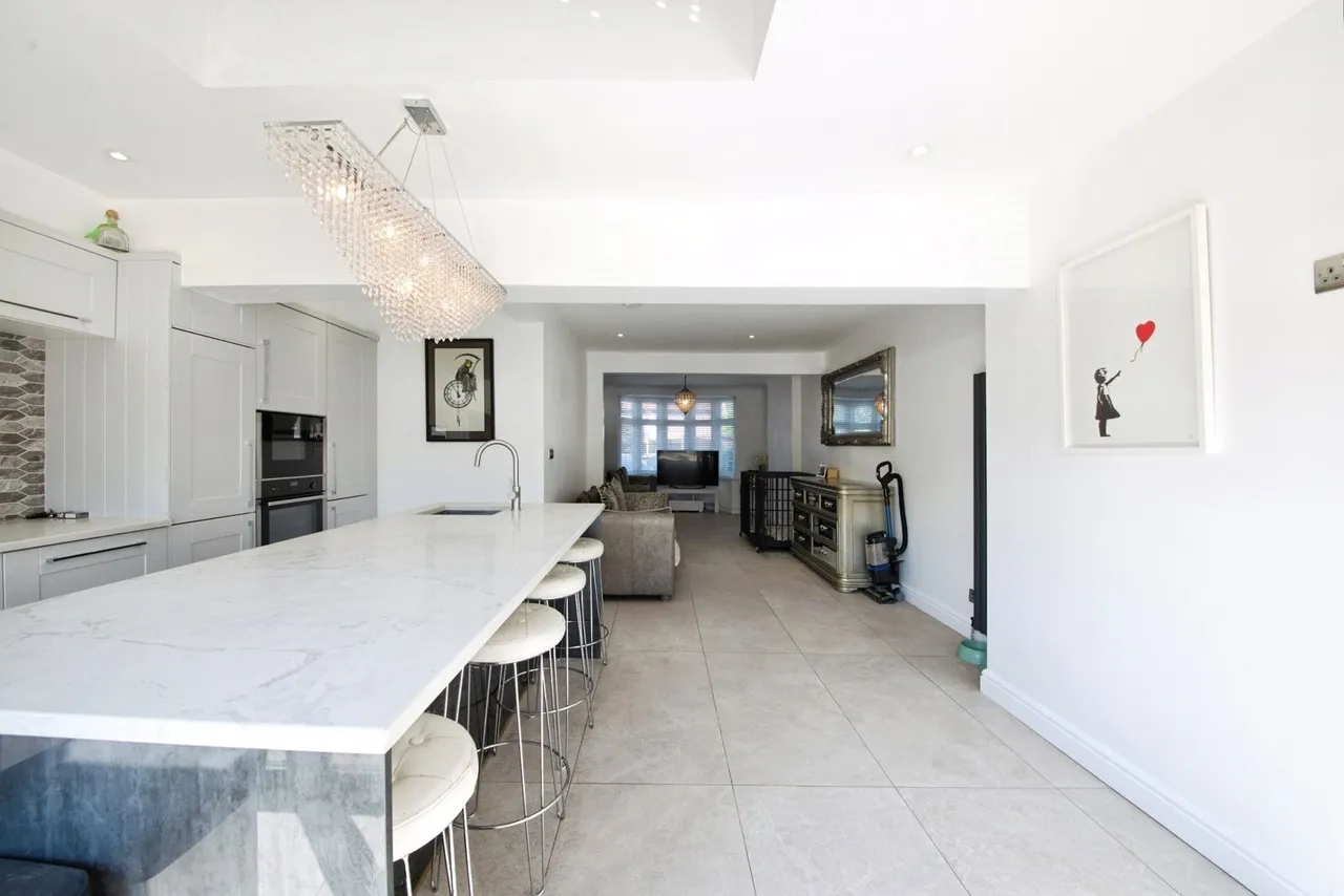 Staverton Road, Hornchurch, RM11, photo 5