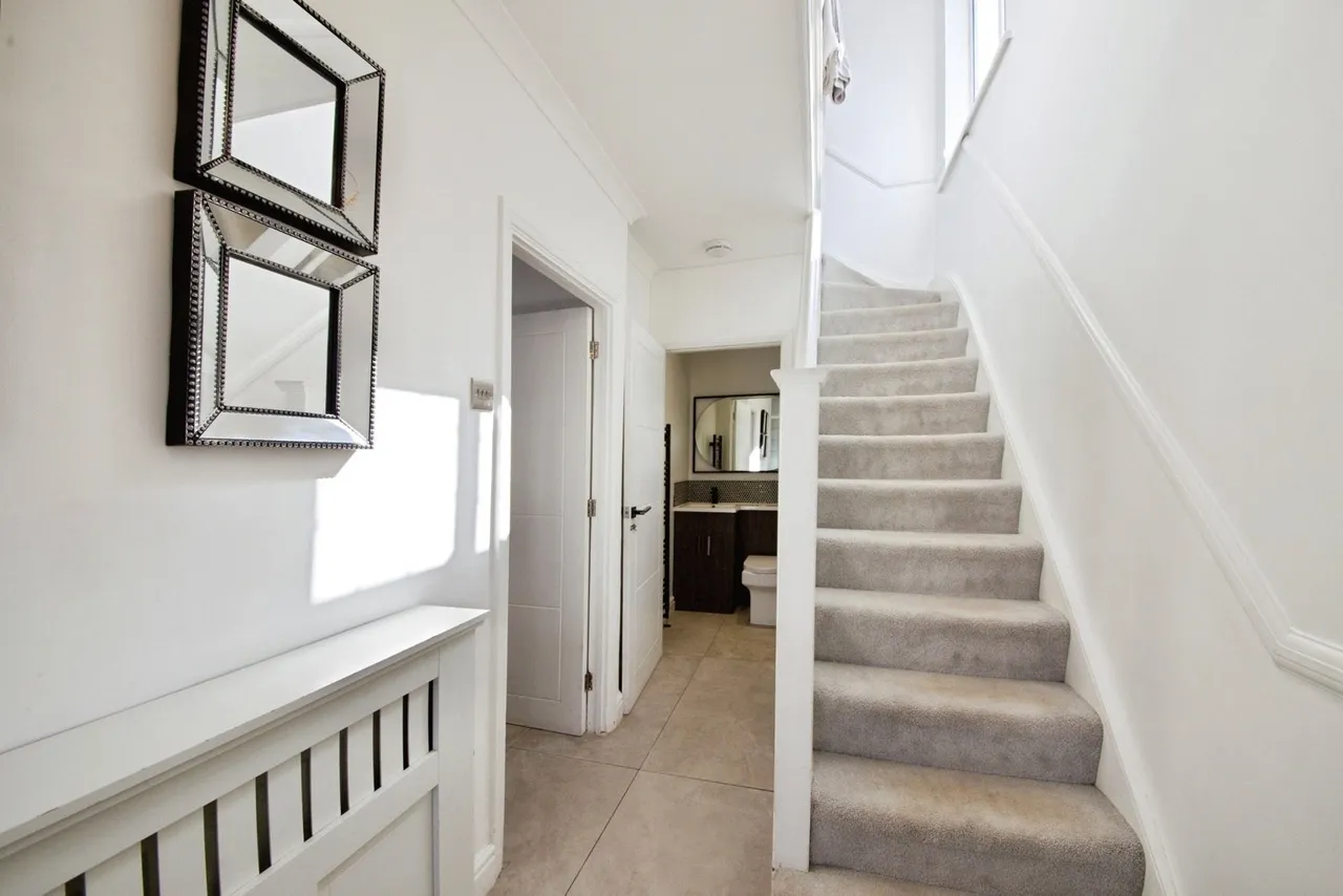 Staverton Road, Hornchurch, RM11, photo 18