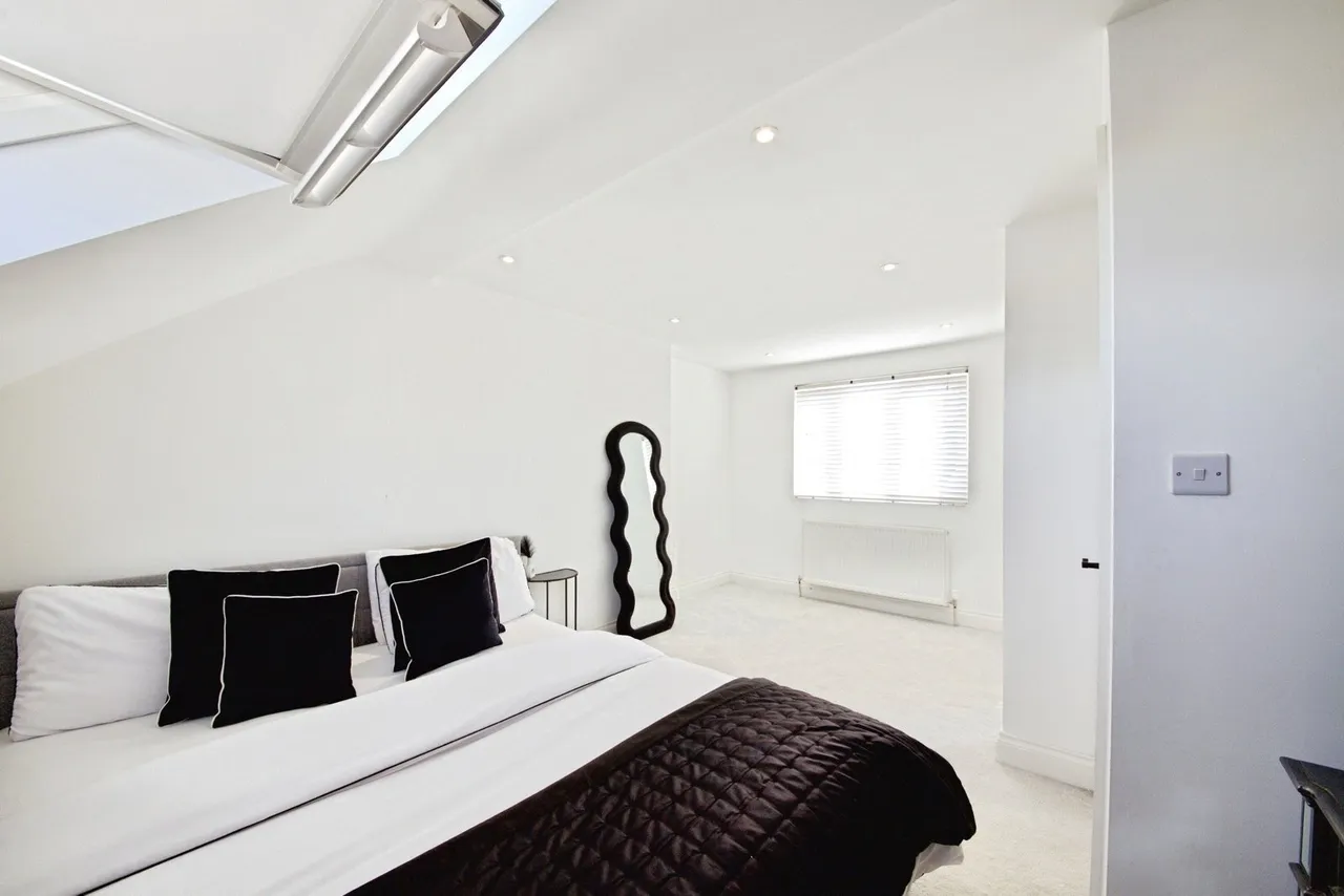 Staverton Road, Hornchurch, RM11, photo 6