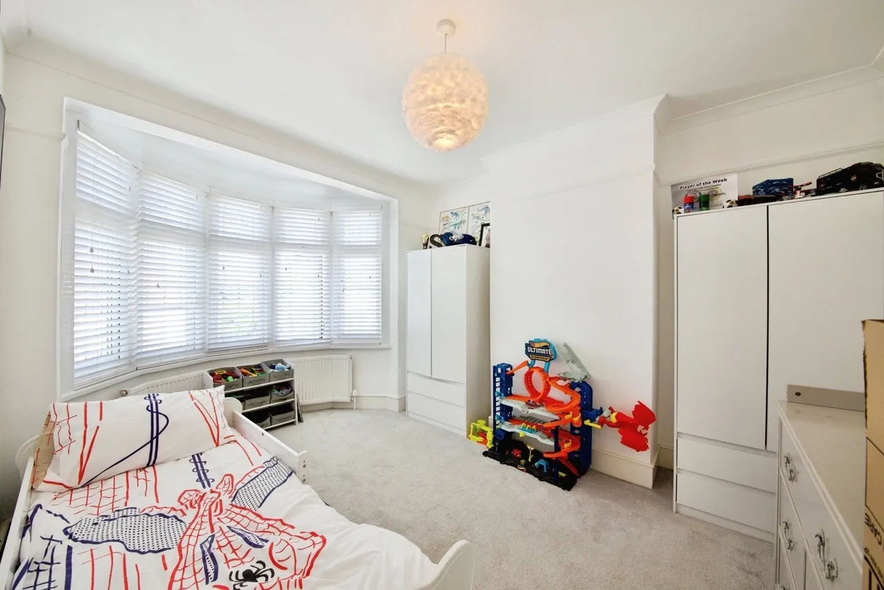 Staverton Road, Hornchurch, RM11, photo 16