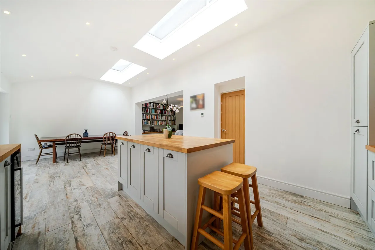 Oakley Drive, Bromley, BR2, photo 3