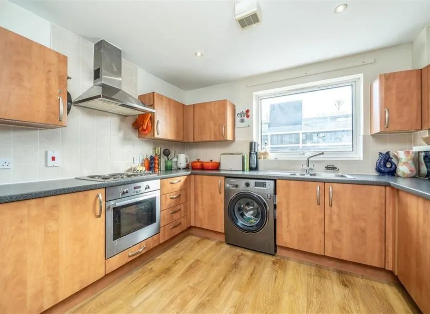 Candle Street, Stepney Green, E1, photo 7