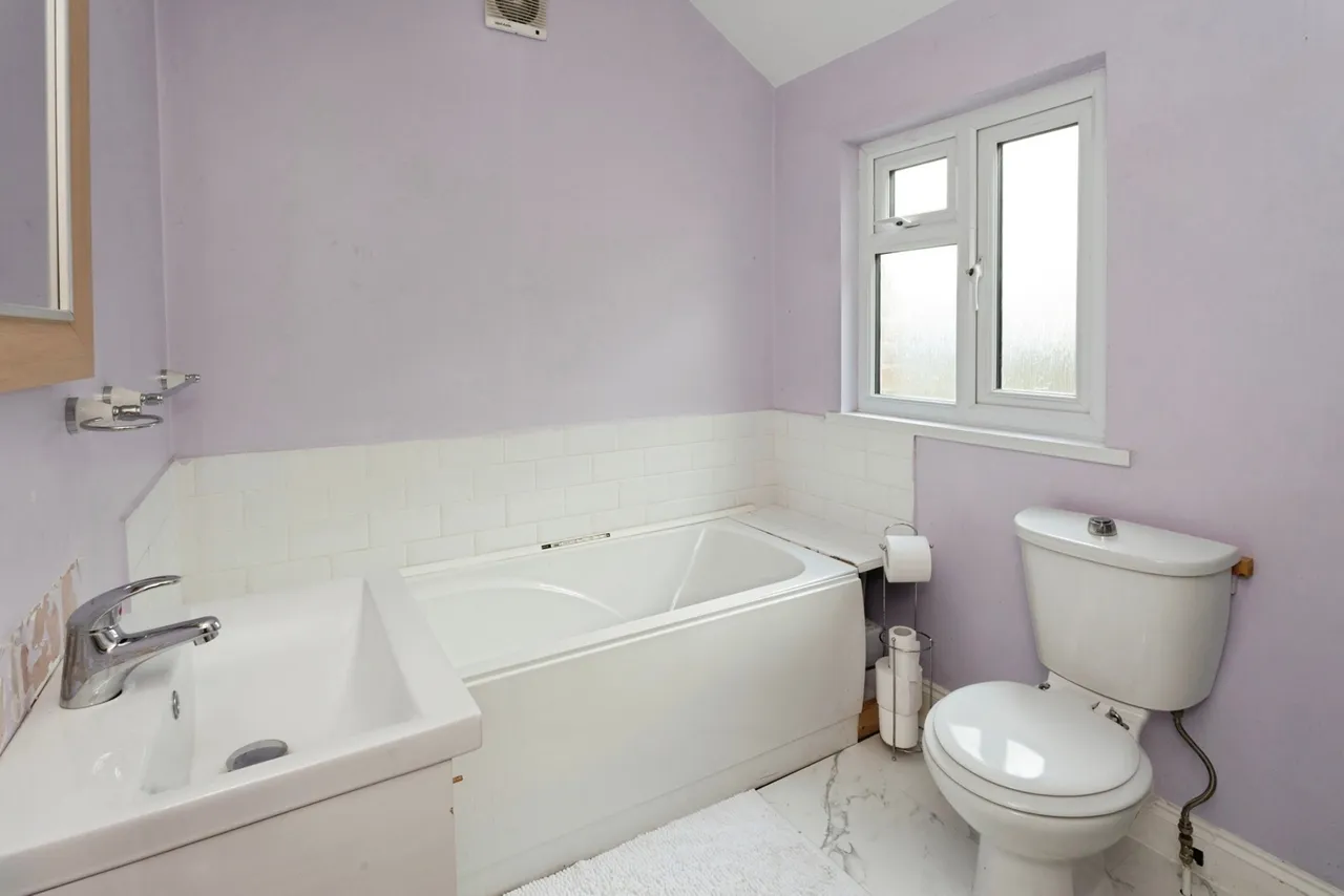 Meadow Lane, Loughborough, LE11, photo 12