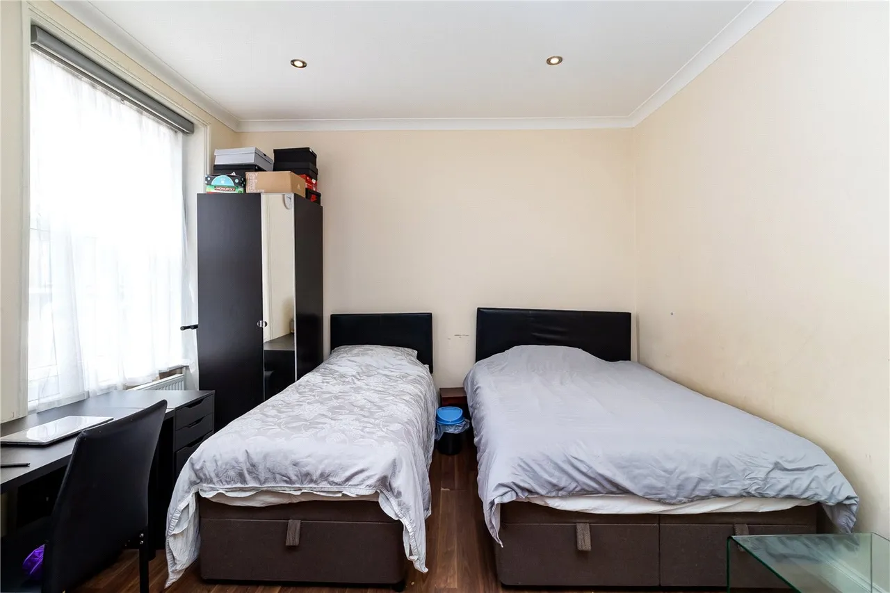 Caledonian Road, London, N7, photo 16