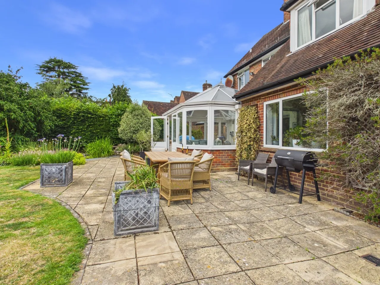 Beaconsfield, photo 32