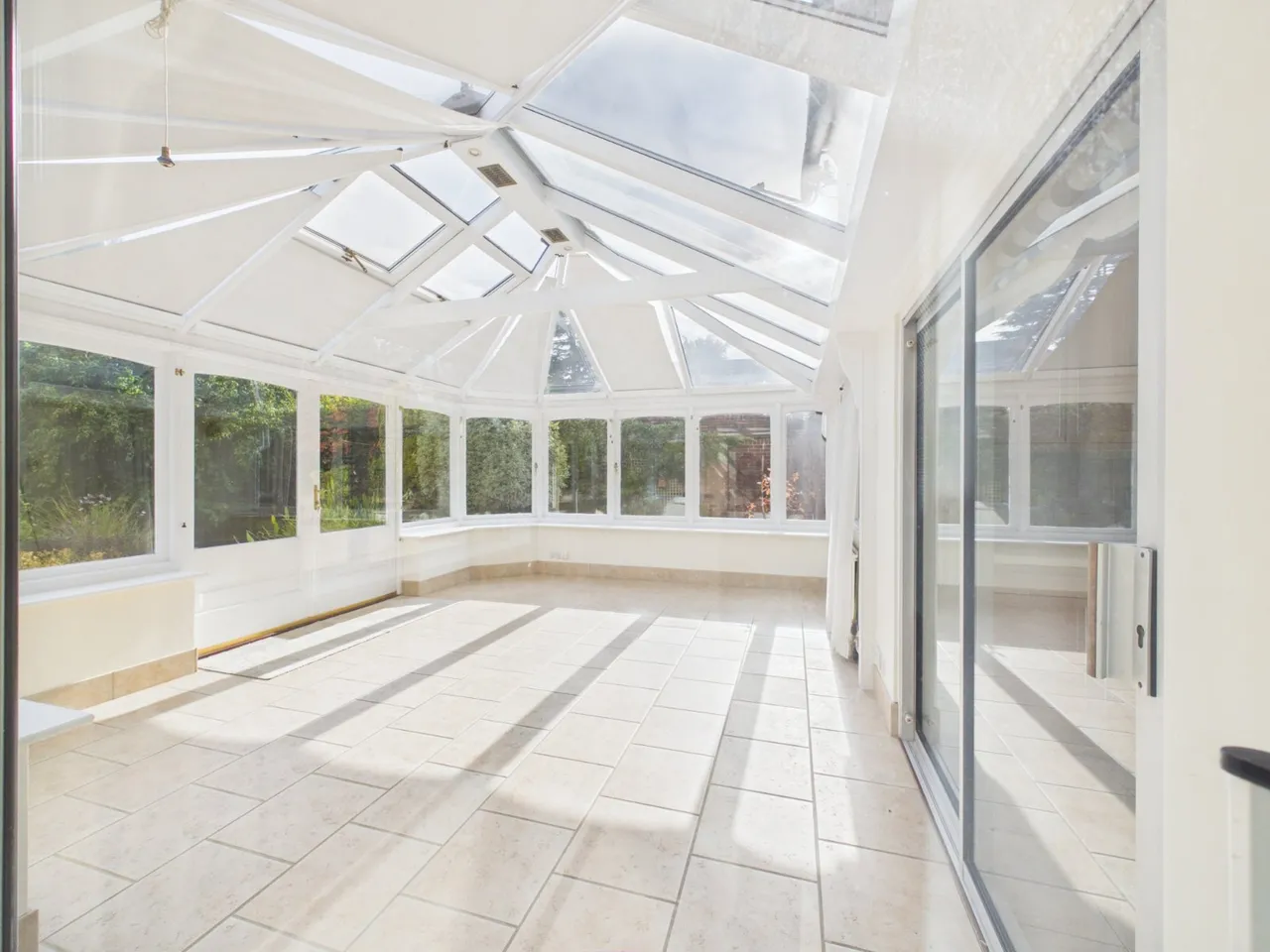 Beaconsfield, photo 13