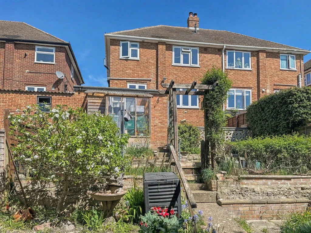 Hunt Road, High Wycombe HP13 7RE, photo 12