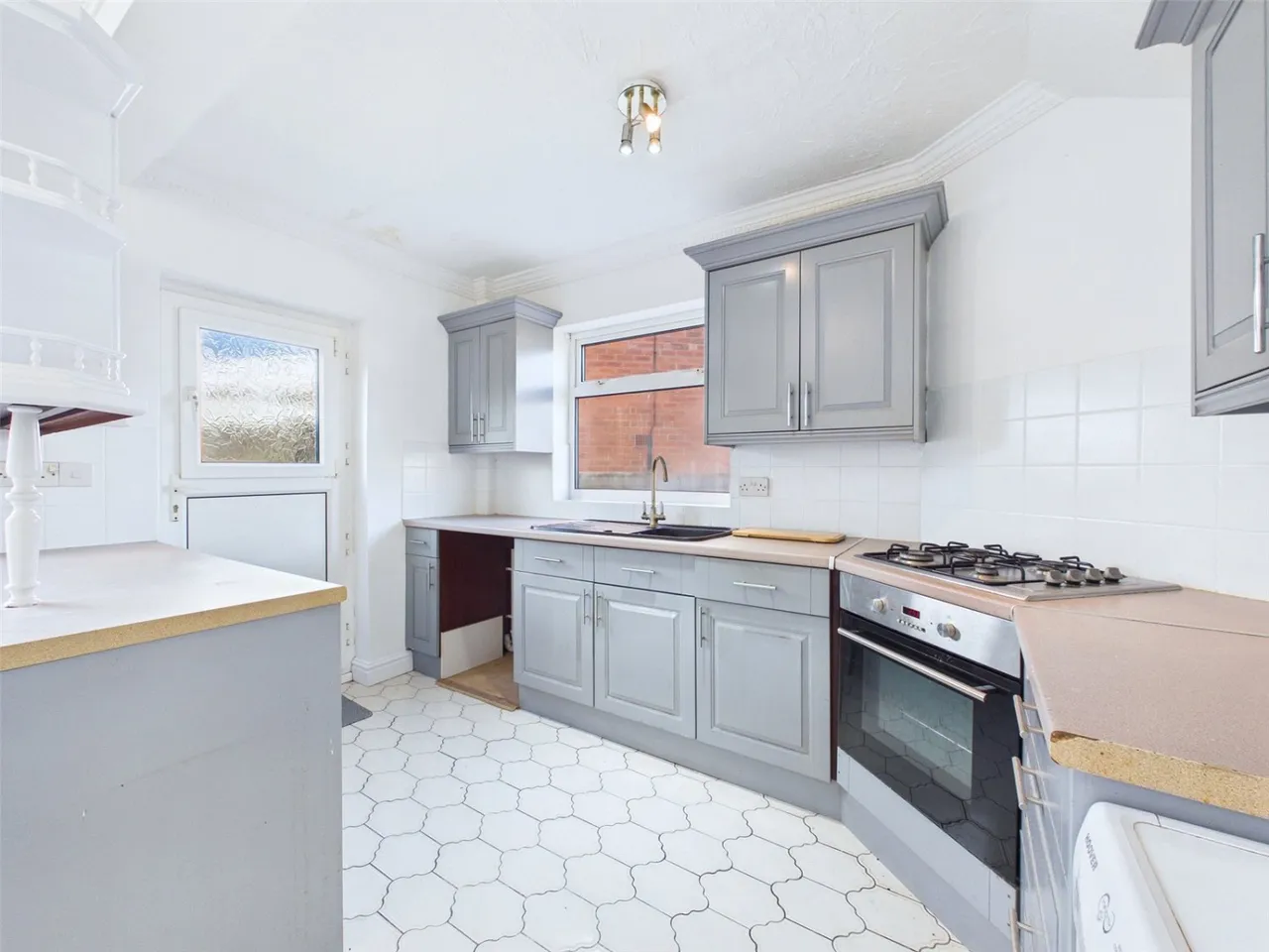 Malton Road, Scawsby, DN5, photo 2