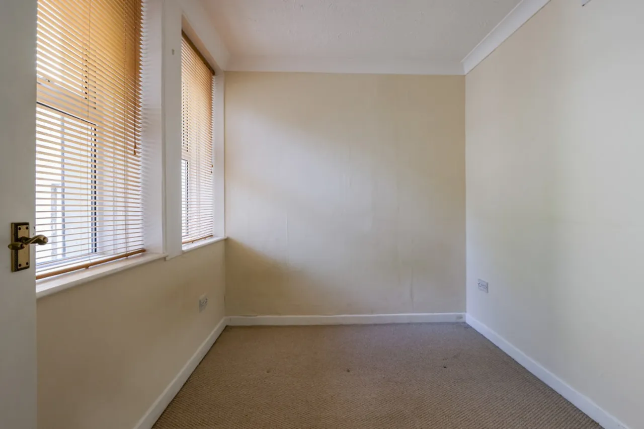 Christchurch Road, Bournemouth, photo 9