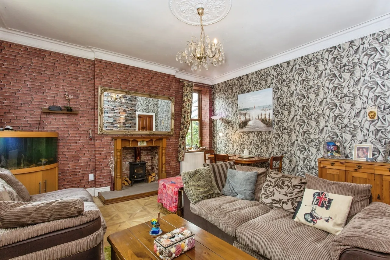 Albion Street, Burnley, Lancashire, BB11, photo 2