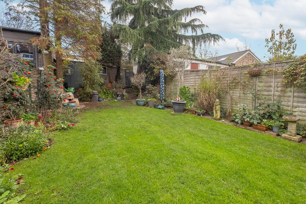 Rydal Gardens, Hounslow, TW3, photo 12
