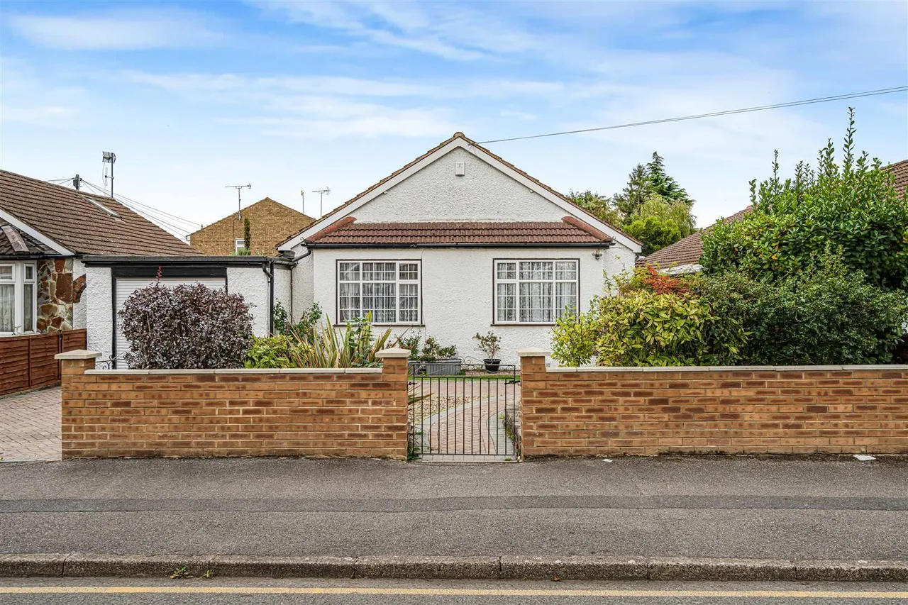 Royston Way, Burnham, photo 15