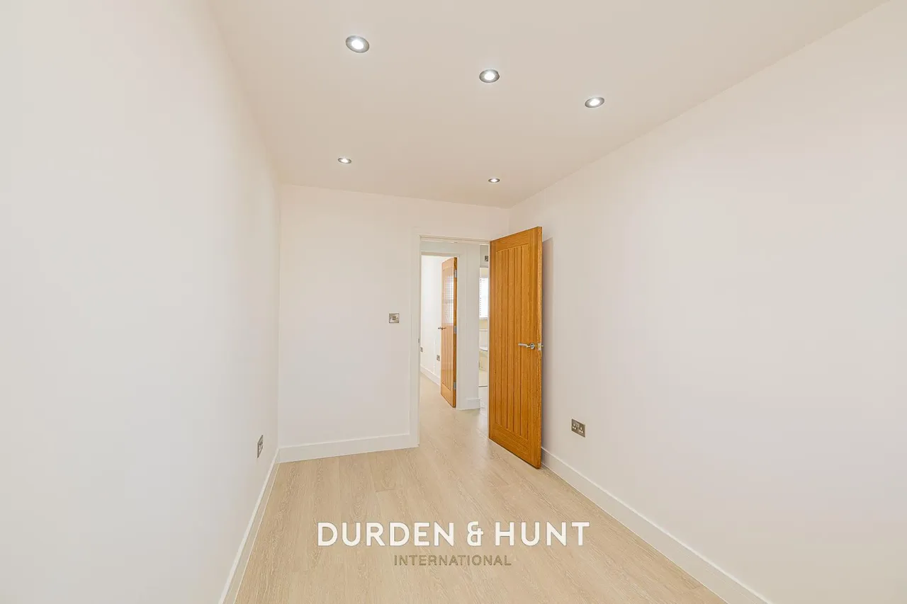 Purfleet Road, Aveley, RM15, photo 13