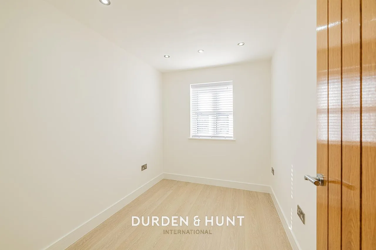 Purfleet Road, Aveley, RM15, photo 14
