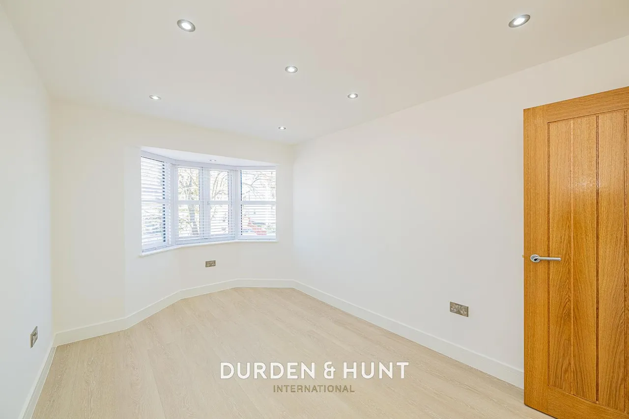 Purfleet Road, Aveley, RM15, photo 10