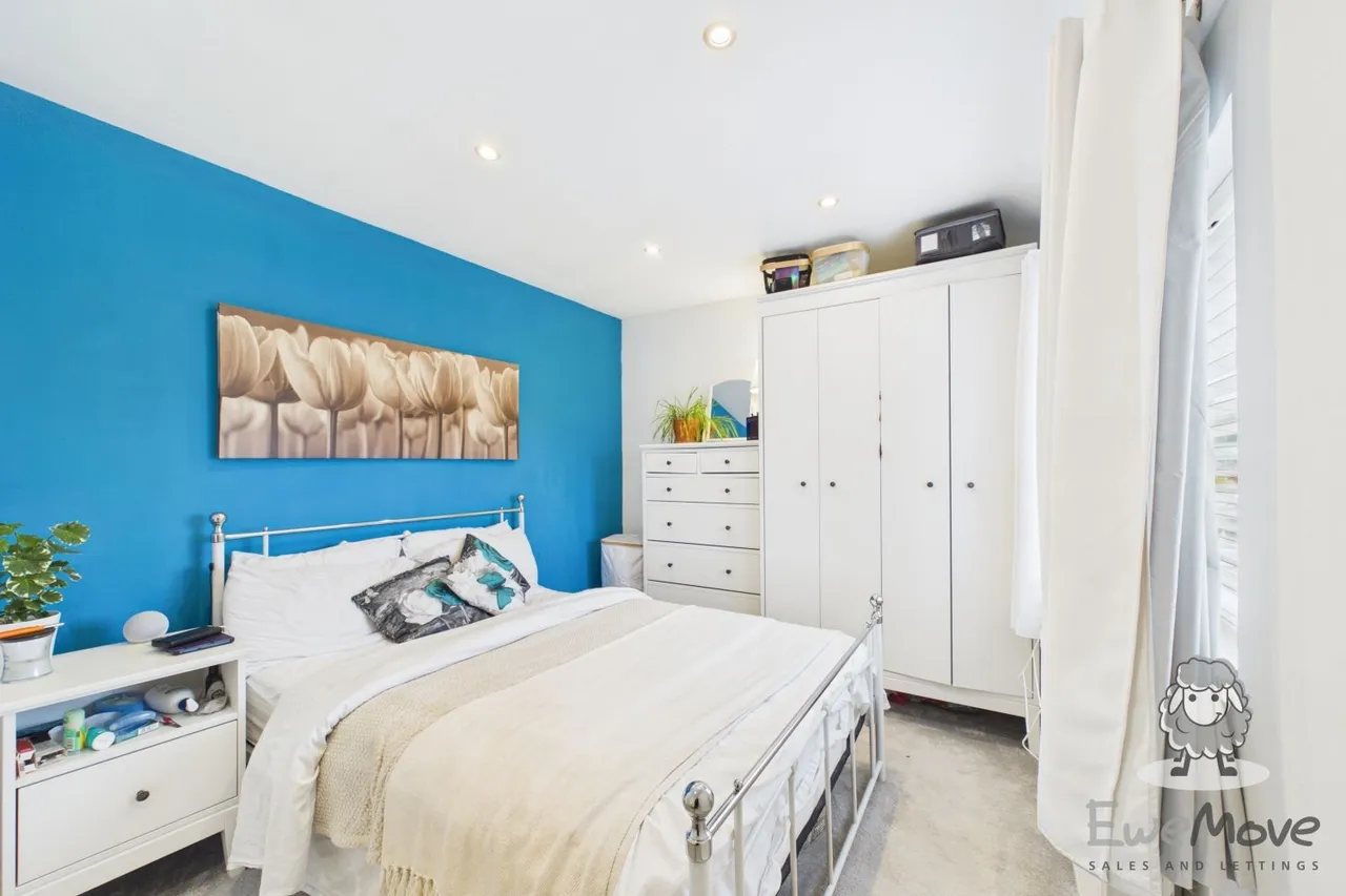 Hughes Avenue, Prescot, L35, photo 8