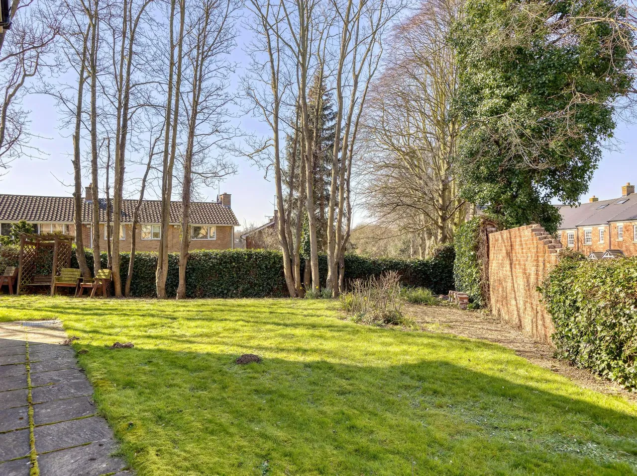 Grove Court, Worksop, S80, photo 11