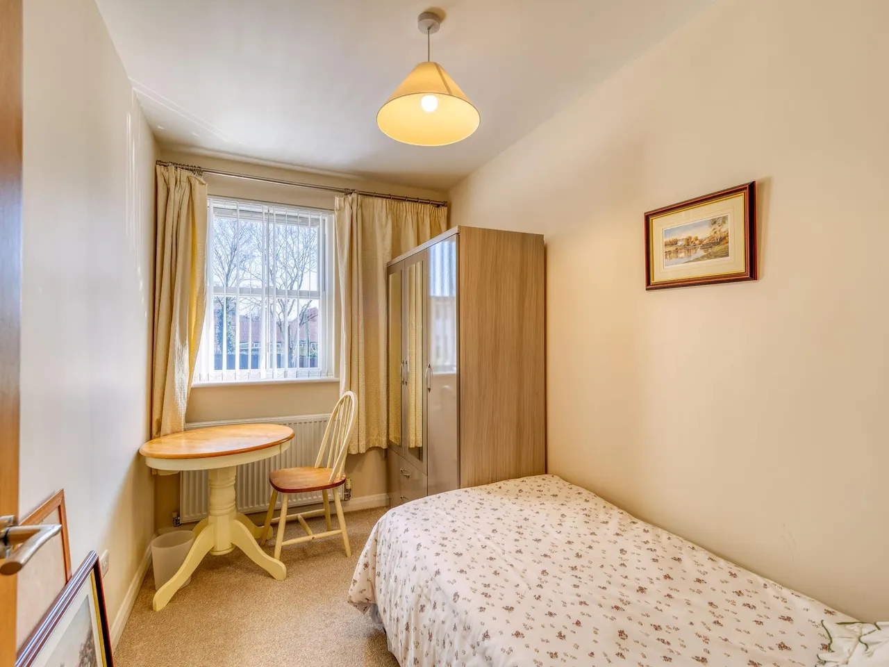 Grove Court, Worksop, S80, photo 9