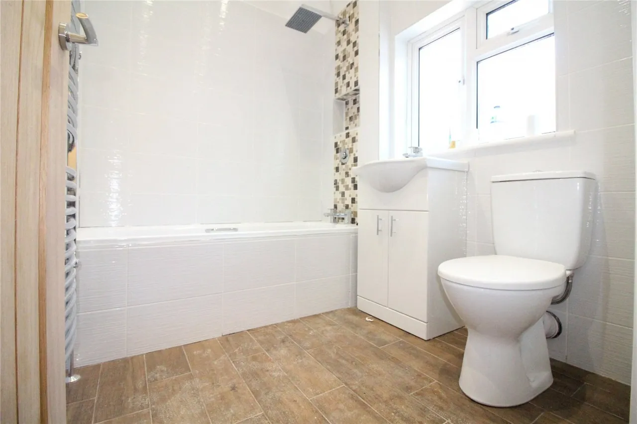 Halsbury Road East, Northolt, UB5, photo 4