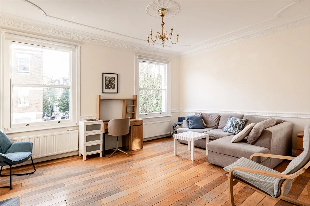3 bed flat to rent, Milson Road, London, W14