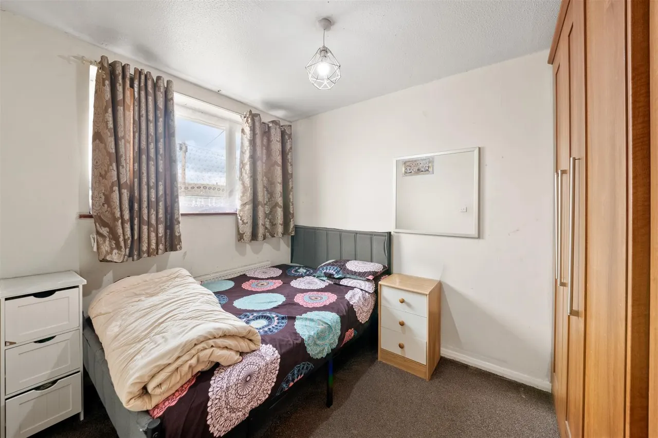 Whytecroft, Hounslow, photo 6